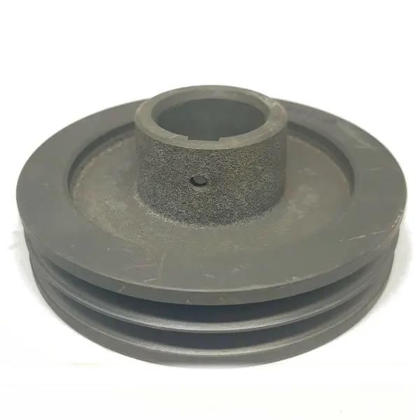 POLIA MOTORA DE FERRO FUNDIDO CINZENTO COM DIÂMETRO EXTERNO D=136mm, COM 02 CANAIS 3V -...